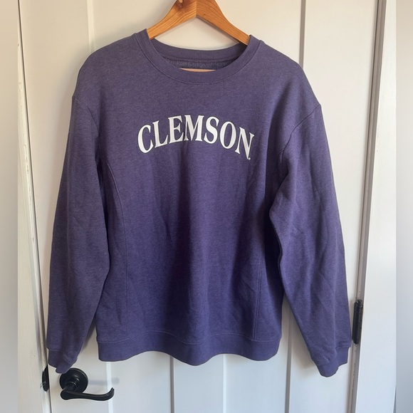 Red Shirt Tops - CLEMSON College Women’s Sweatshirt Crewneck Shirt Soft Long Sleeved Top Large L